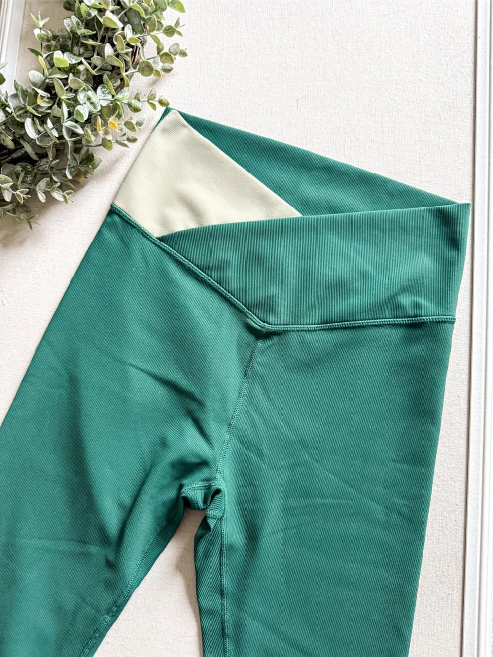 Wilo The Label Green Ribbed High Waisted Leggings Medium
